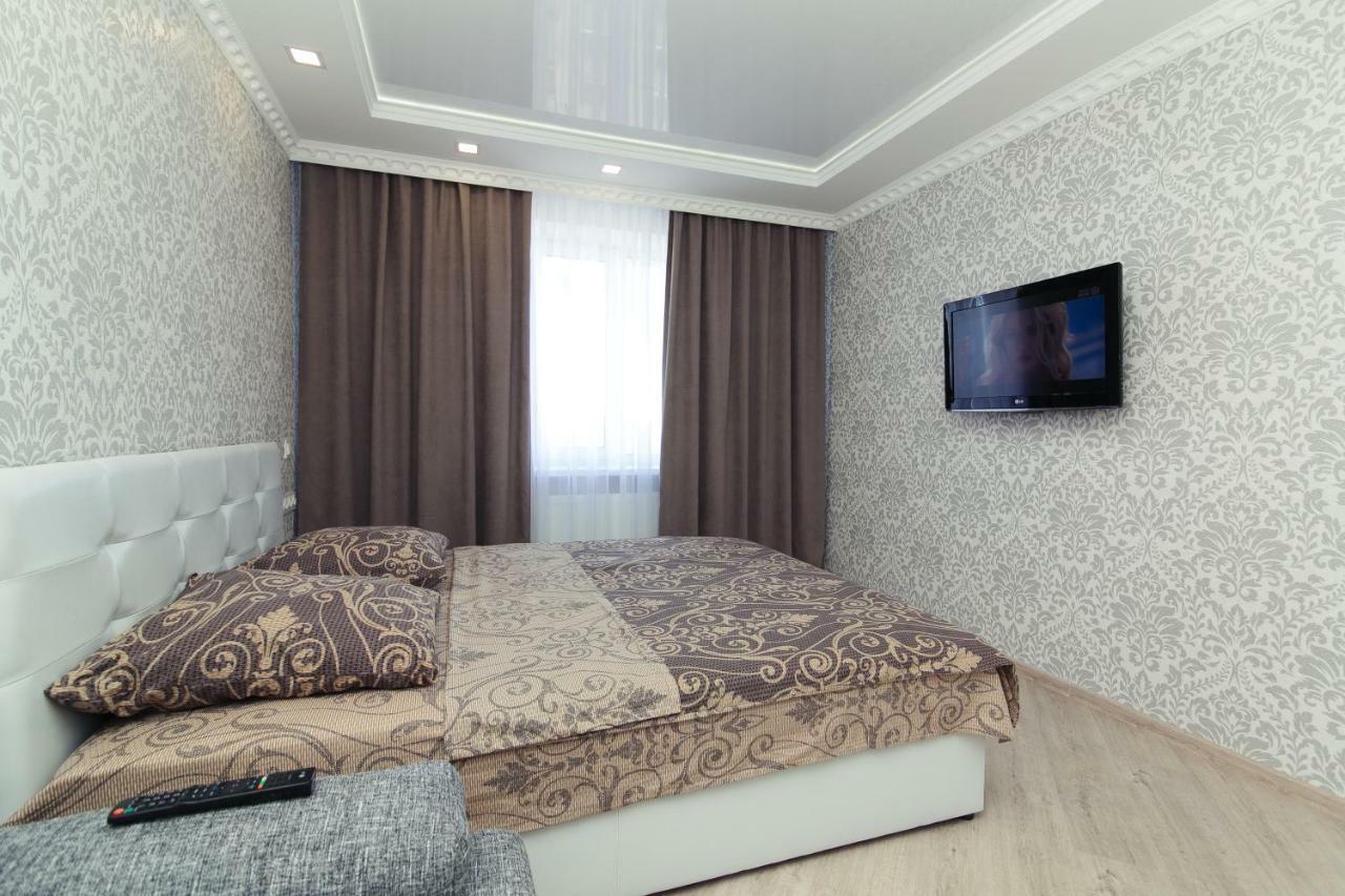 Luxury Apart-Hotel On Kondrateva Street Суми Екстериор снимка